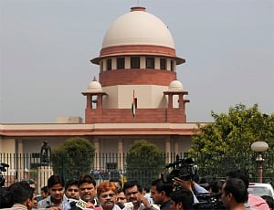 Set up statutory body to deal with complaints on TV shows: SC
