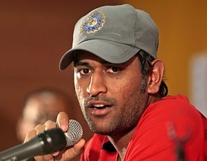 Don't believe in split captaincy, says Dhoni on stepping down