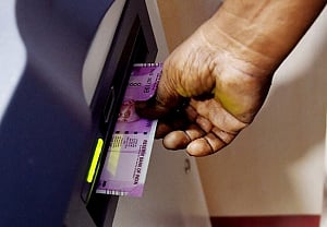 ATM withdrawal limit up at Rs 10,000; weekly limit stays at 24K