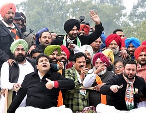 Sidhu files nomination from Amritsar East seat