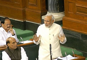 Modi hails Jaitley for presenting 'uttam' Budget