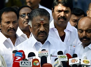 Jayalalithaa's death to be probed: Panneerselvam