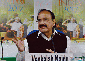 Centre will support TN govt irrespective of who CM is: Naidu