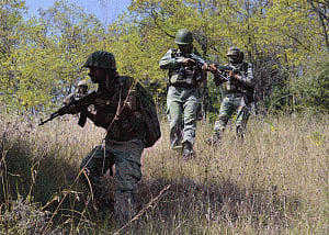 Indian, Pakistani troops trade fire in Jammu