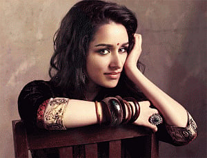 Aamir Khan artistic, socially responsible person: Shraddha Kapoor