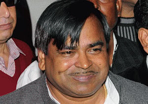 Alert across airports for Prajapati