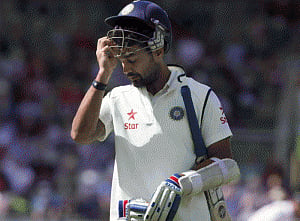 Injured Vijay ruled out of second Test
