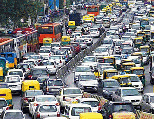 Delhi assembly proceedings delayed by traffic jams