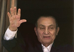 Egypt's Hosni Mubarak walks free after six years in detention