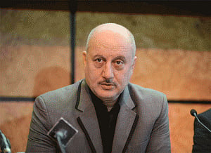 Women superior to men, says Anupam Kher