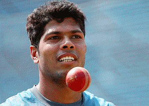 Umesh likely to play KKR's first home game