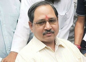 SC allows Guj govt to accept DGP PP Pandey's offer to stepdown