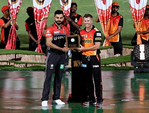 Virat and I still good friends: Warner