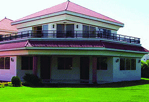 Centre asks DDA to put regularisation of farmhouses on hold