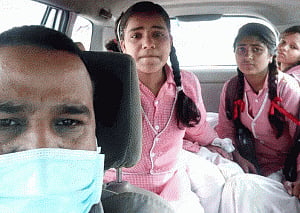 300 girl students taken ill due to chemical leakage in Delhi