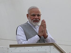 Direct Varanasi-Colombo flights from August: Modi