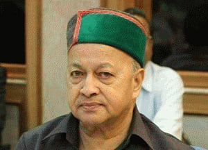 Virbhadra, wife appear in Delhi court in disproportionate assets case