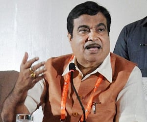 Will request FM to reduce tax rate on hybrid vehicles: Gadkari