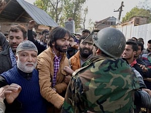 JKlF chairman Yasin Malik arrested