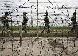 labourer killed, two injured as Pakistan violates ceasefire