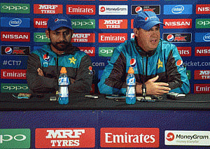 Pakistan were below par against India, says coach Arthur