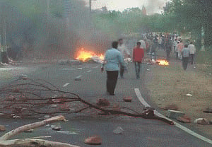 Fresh violence in MP, farmers say police killed eight