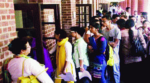 Stephen's first cut-off list for UG courses out