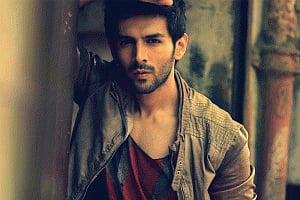 I really respect, adore Paresh Rawal: Kartik Aaryan