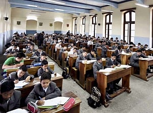 GJM offers 12-hr 'window' to schools to evacuate students