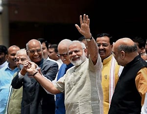 Kovind files nomination in presence of PM, NDA CMs