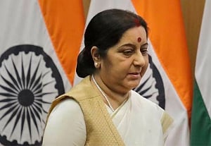 Amarinder speaks to Sushma on 39 Indian hostages in Mosul
