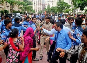 Domestic helps attack society in Noida