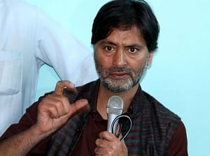 SC refuses plea to probe mass murder of Kashmiri Pandits
