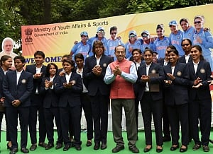 Sports Minister felicitates Indian women's cricket team