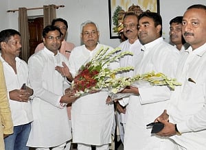 Nitish Kumar likely to expand cabinet on Saturday
