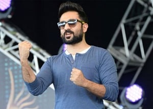 Vir Das to perform Boarding Das in Mumbai