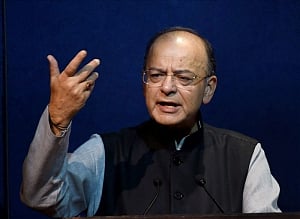 Arun Jaitely meets kin of slain RSS worker in Kerala