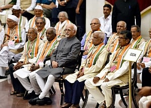 Democracy can turn into tyranny if there's no criticism: Ansari