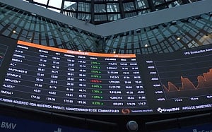 Equity indices fall for 4th day; auto, healthcare stocks slump