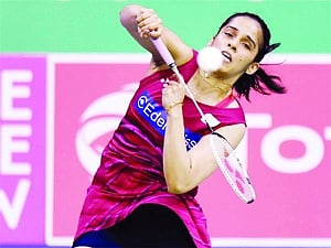 saina goes out fighting
