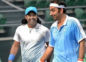 Paes-Raja in second round; Sania, Bopanna lose
