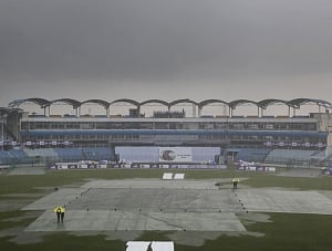 Rain delays start in Bangladesh-Australia Test