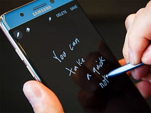 Over 2.5 lakh people pre-book Samsung Galaxy Note 8 in India