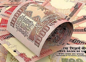 lalbaug-cha Raja gets offering in demonetised notes!