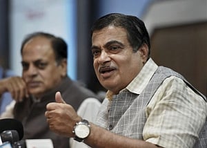 Mumbai-Vadodara expressway work to start in a month: Gadkari