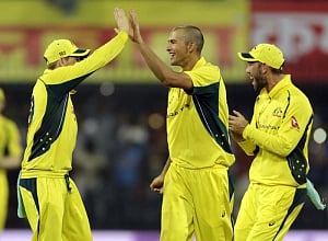 Ashton Agar out of India series with fractured thumb