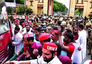 1K BHU students booked; guilty cops, officers shifted