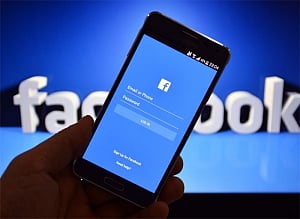 Facebook to introduce facial recognition for account security