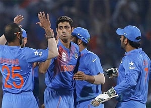 Nehra makes comeback; Ashwin, Jadeja ignored for T20s