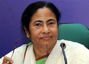 Mamata welcomes players, officials of FIFA U-17 World Cup